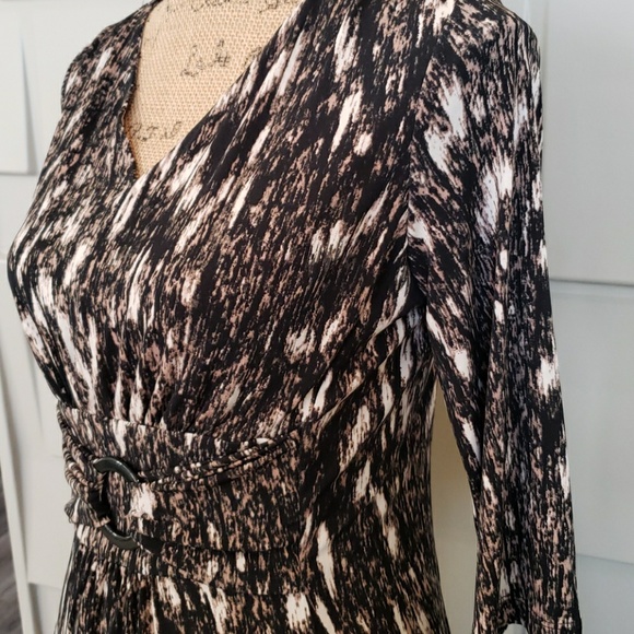 Nina Leonard dress black tan animal print 3/4 sleeve V neck Size Small - Picture 4 of 5